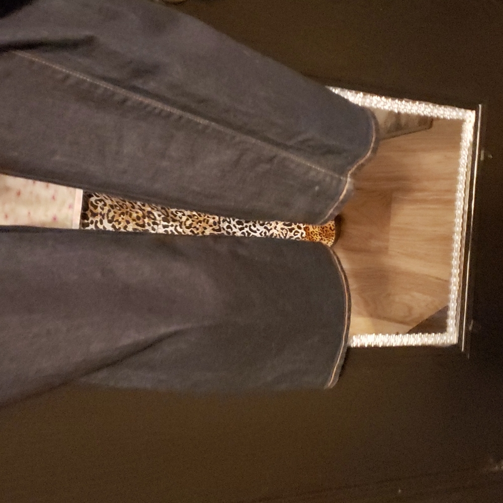Jeans - Picture 2 of 6